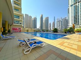 DreamLike Full Pool & Marina View