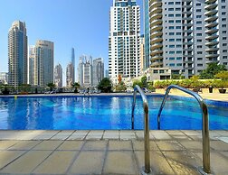 DreamLike Full Pool & Marina View