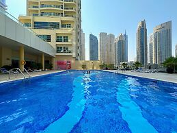 DreamLike Full Pool & Marina View