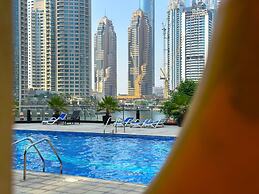 DreamLike Full Pool & Marina View