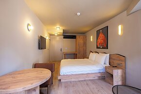 Tare Houses Hotel