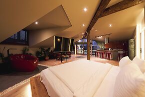 Tare Houses Hotel
