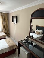 Lost town Inn Hotel
