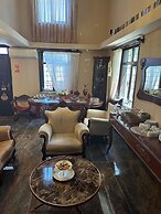 Lost town Inn Hotel