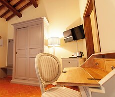 Borgo Sant'Apollinare Resort