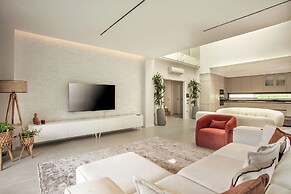 Spacious 4BR Villa Perfect for Families & Friends