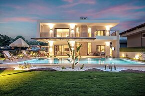 Spacious 4BR Villa Perfect for Families & Friends