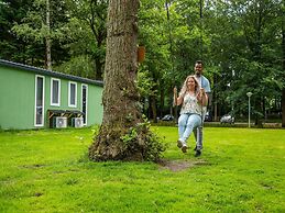 Chalet With Garden and Parking