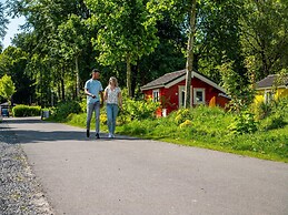 Chalet With Garden and Parking