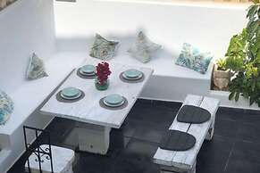 Comfort Steps From the Sea