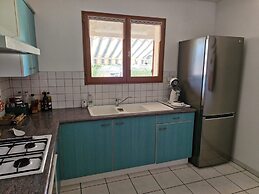 Charming Villa in Saint-genies