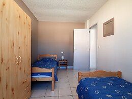 Charming Villa in Saint-genies