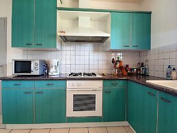 Charming Villa in Saint-genies