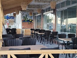 Defne Otel & Restaurant