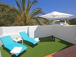 Coastal Getaway With Pool