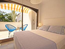 Coastal Getaway With Pool