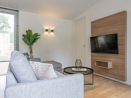 Chalet Near Eindhoven in a Green Oasis