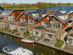 Waterside Escape With Easy Access