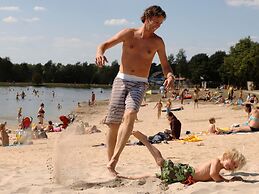 Air-conditioned Chalet Near Eindhoven