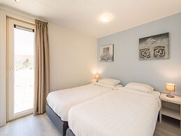 Cozy Lodge by Hollum