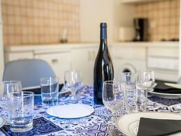 Vineyards & Village Stay