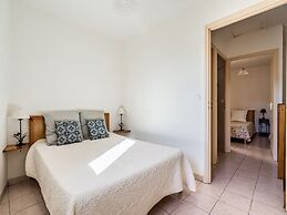 Vineyards & Village Stay