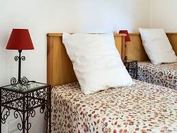 Vineyards & Village Stay