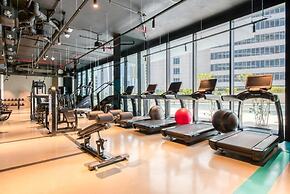 B. Bay centrally located Cozy Studio