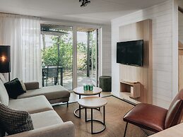 Spacious Villa in Forest Park
