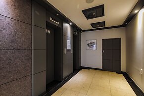 Osan J Hotel