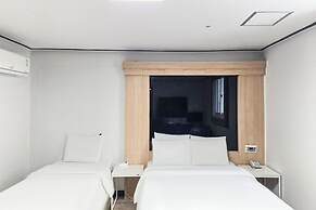 Osan J Hotel