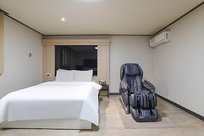 Osan J Hotel