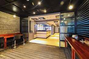 Osan J Hotel