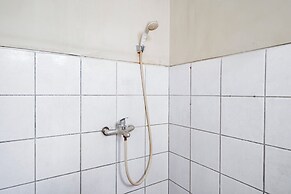 Collection O Hotel Sanira