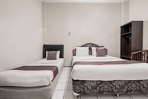 Collection O Hotel Sanira