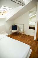 Easy Milano Rooms & Apartments