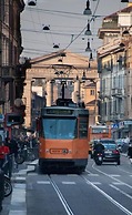 Easy Milano Rooms & Apartments