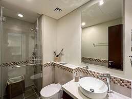 Modern City Scaping Apartment