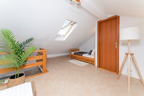 Apartments Tino