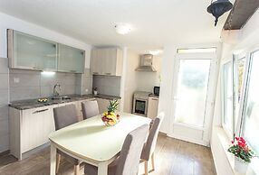 Apartments Tino