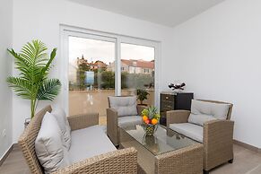 Apartments Tino