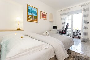 Apartments Tino