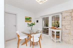 Apartments Tino