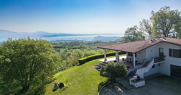 Villa Anna Miralago