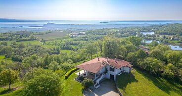 Villa Anna Miralago