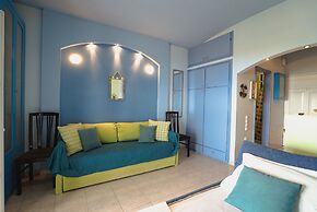 Lilly s Seaview Studio