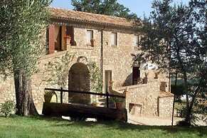 Casale Montemoro With Pool