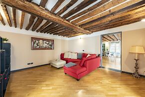 Beautiful Flat In The Historic Center
