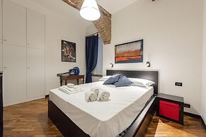 Charming Flat Next to Genoa s Aquarium