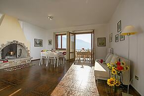 Balcone Panoramico sul Garda